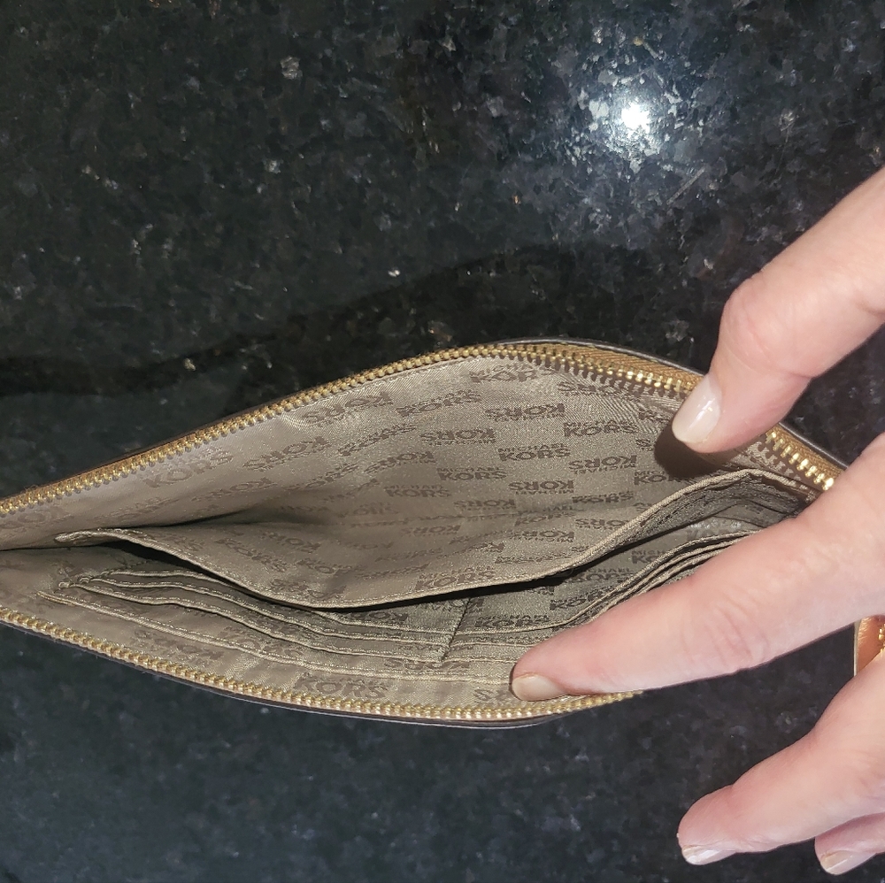 Michael Kors wristlet